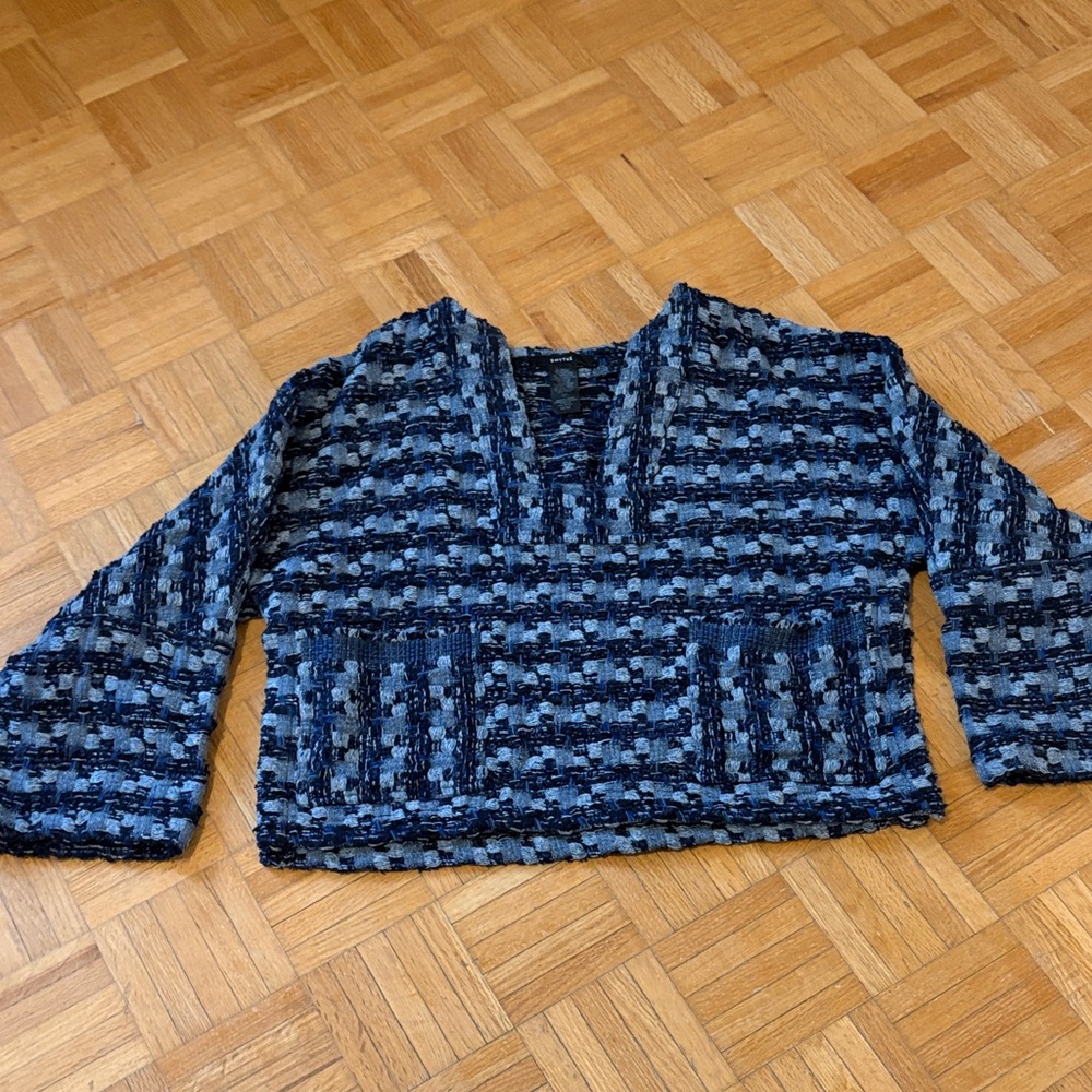 Smythe Blue and Gray Textured Sweater
